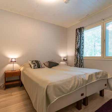 Kotokuusi 2 - Monipuoliset Ulkoilumahdollisuudet, Sisaeltaeae Siivouksen * Ruka