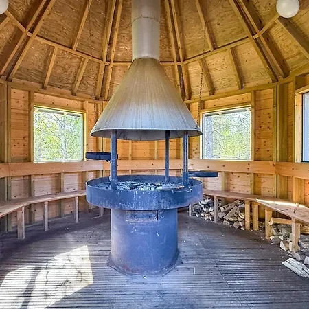 Kotokuusi 2 - Monipuoliset Ulkoilumahdollisuudet, Sisaeltaeae Siivouksen Ruka